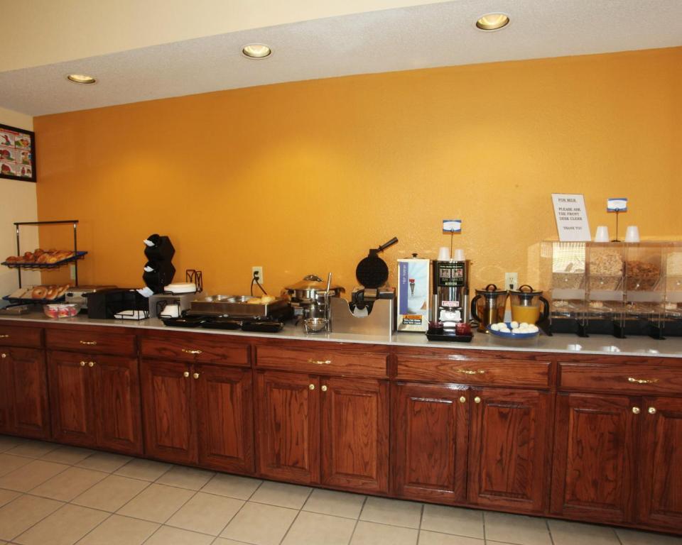Executive Inn Jacksonville Экстерьер фото